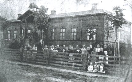 Laukeelan vanha kansakoulu